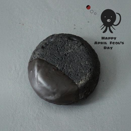 即将下架！「摸鱼」墨鱼味｜冷冻经典版曲奇烧（4枚/盒） 商品图1