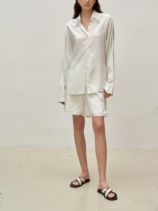 Viktoria Chan | SS23005 Stina flowy shorts [ 短裤 黑 / 白 ] 商品图5