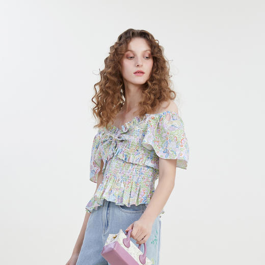 谜底方领碎花上衣2023夏新款文艺风显瘦花色小衫飞飞袖232MS0520 商品图1