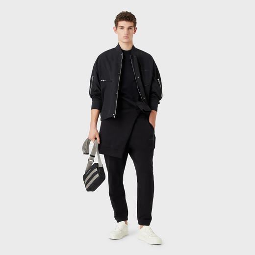 EMPORIO ARMANI 阿玛尼 男士棉质带压花超大徽标边框的厚实针织运动衫卫衣 深蓝色 3R1MDJ 1JWPZ 09J9 商品图3