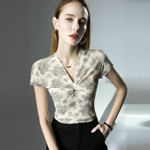 扭结V领上衣网纱提花洋气短袖T恤F20235053 商品图1