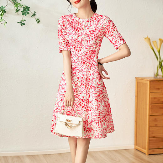 韵味十足，优雅气质重工刺绣圆领收腰显瘦A字印花连衣裙女WLZD-2304304 商品图0