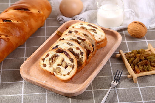 吉祥斋俄罗斯大列巴（添加大量核桃仁葡萄干）美味面包蛋糕甜点点心 1.36斤/个 全国包邮 商品图3