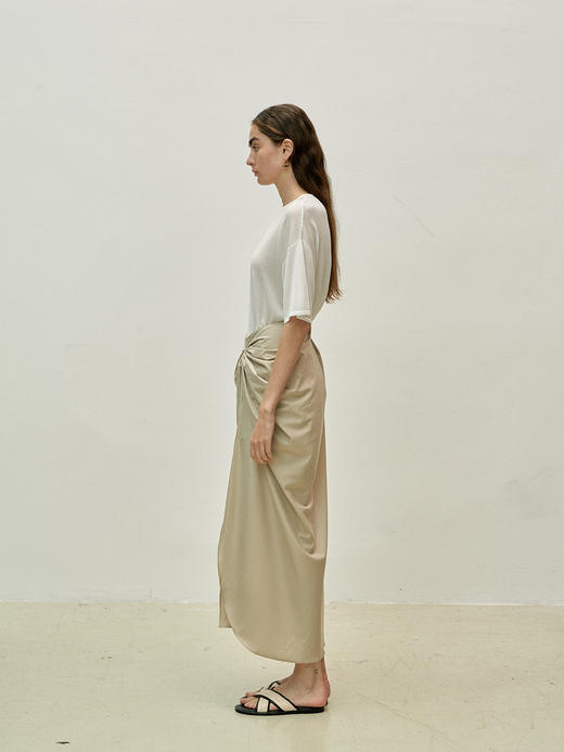 Viktoria Chan | SS23006 Astrid gathered skirt [ 半裙 深灰 / 卡其 / 浅蓝 ] 商品图4