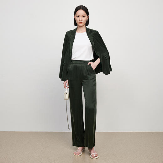 新款铜氨丝休闲西装外套女薄款套装垂感吊带裤子高端三件套 商品图3