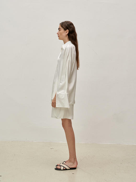 Viktoria Chan | SS23005 Stina flowy shorts [ 短裤 黑 / 白 ] 商品图6