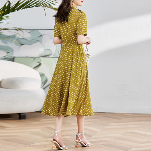 气质修身，V领印花束腰显瘦中长款裙子单排扣连衣裙HR-WL6159 商品图3