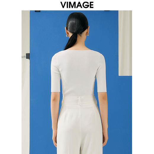【转款下架】VIMAGE纬漫纪夏季新款u领修身显瘦短款上衣女针织衫V1901515 商品图4