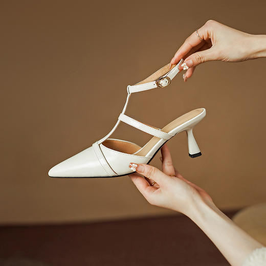 性感优雅，尖头真皮高跟凉鞋PS1291 商品图9