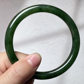 碧玉圆条手镯