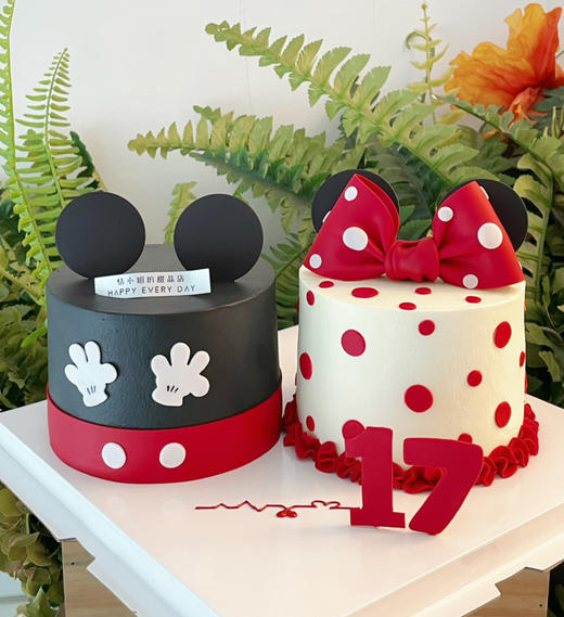 米奇迷你小五寸双拼蛋糕，全部装饰可食用，提前48小时以上预定 商品图1