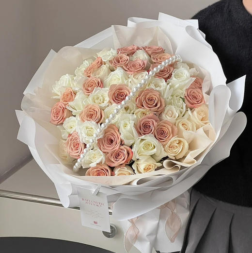 《吾爱》52枝玫瑰花束10款可选 商品图2
