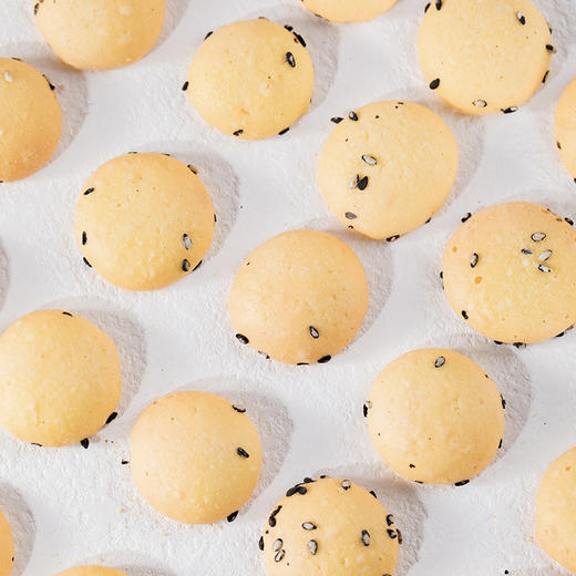 618特价丨22.9元3袋！【蛋香小Q饼】鸡蛋含量40% 只有蛋香 没有蛋腥 无水无油低脂 甜甜酥酥脆脆 填满你的小饿时光 商品图3