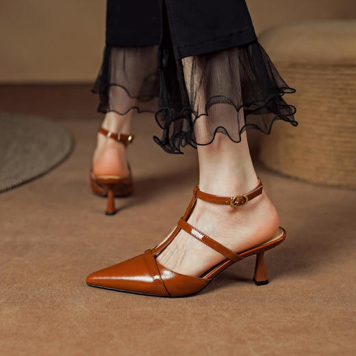 性感优雅，尖头真皮高跟凉鞋PS1291 商品图1