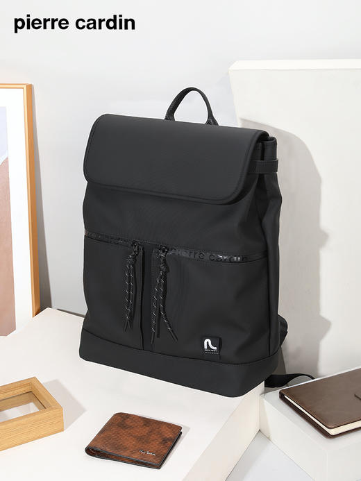 皮尔卡丹pocket系列 大容量男士磁扣双肩包 商品图0