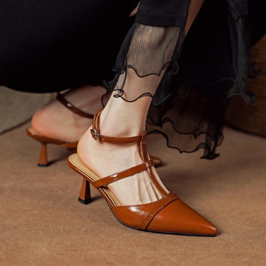 性感优雅，尖头真皮高跟凉鞋PS1291 商品图0