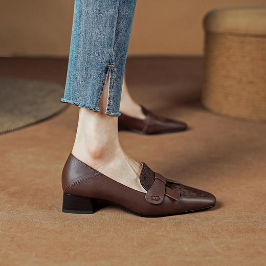 优雅百搭，头层牛皮+马毛粗跟单鞋DJC-843 商品图3