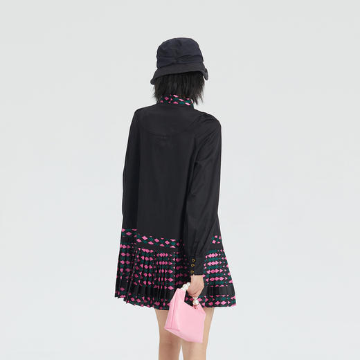 谜底2023春新款减龄甜美短裙学院风压褶宽松百褶连衣裙235ML6040 商品图2