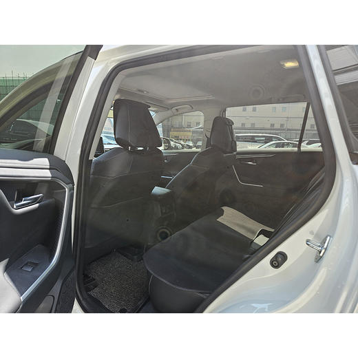丰田	RAV4荣放 2.0L CVT两驱风尚版【长租-北京】 商品图7