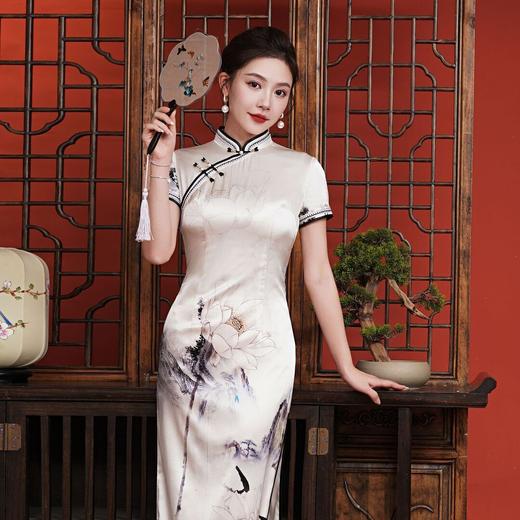 时尚气质，精品真丝中长旗袍绣花长旗袍QH-214-23 商品图2