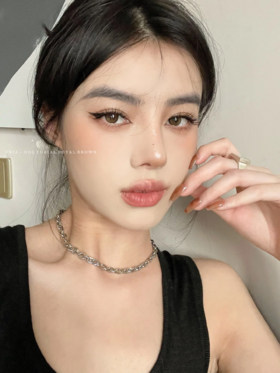 正品年抛  IDOL系列甜茶棕美瞳，年抛直径14.0，着色直径12.8，韩国产