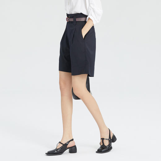 谜底短裤女2023夏新款复古时尚简约高腰细条纹休闲短裤235MK6031 商品图1