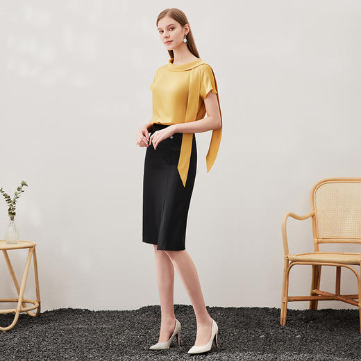 EITIE爱特爱夏季新品通勤百搭简约优雅小上衣7013702 商品图9