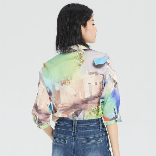 谜底2023夏季新款别致艺术感印花合体纯棉花衬衫女分袖235MC6025 商品图2