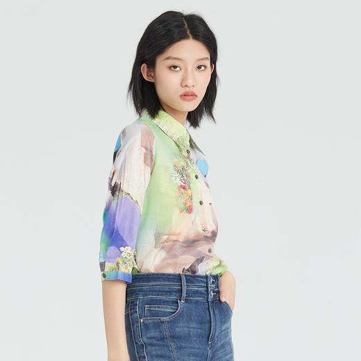 谜底2023夏季新款别致艺术感印花合体纯棉花衬衫女分袖235MC6025 商品图1