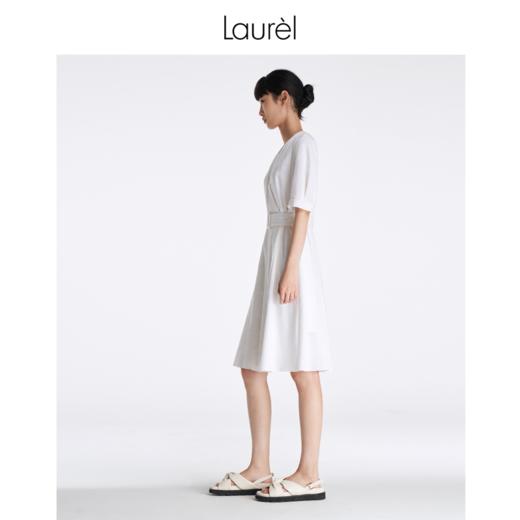 Laurel劳芮23春夏气质深v叠片收腰连衣裙LWL342Y08900 商品图4