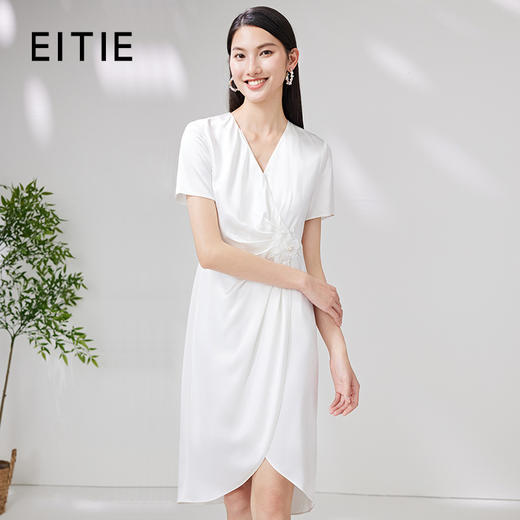 EITIE爱特爱夏季新款洋气优雅显瘦不规则裙摆礼服连衣裙7077701 商品图0