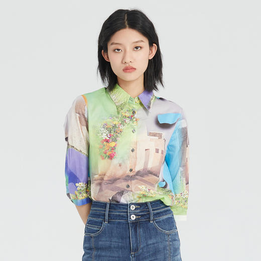 谜底2023夏季新款别致艺术感印花合体纯棉花衬衫女分袖235MC6025 商品图0