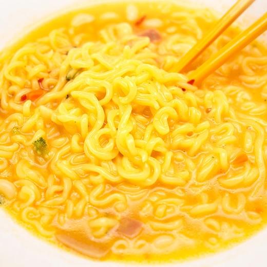 不倒翁芝士拉面桶装120g 商品图4