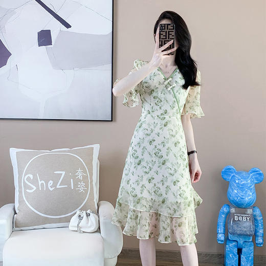 【清仓超15天不保价】奢姿2025年夏装新款大码女装减龄印花雪纺连衣裙胖妹妹V领裙子9932825535 商品图2
