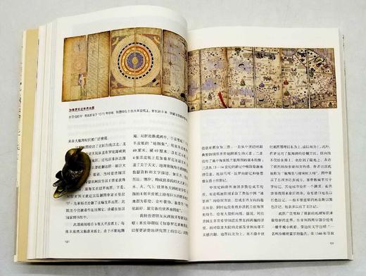 《世界名画中的大航海》《谁在地球的另一边：从古代海图看世界》，16开，梁二平著，三联书店2017-2019年版，两册定价189，售价75元，品相9成。 商品图13
