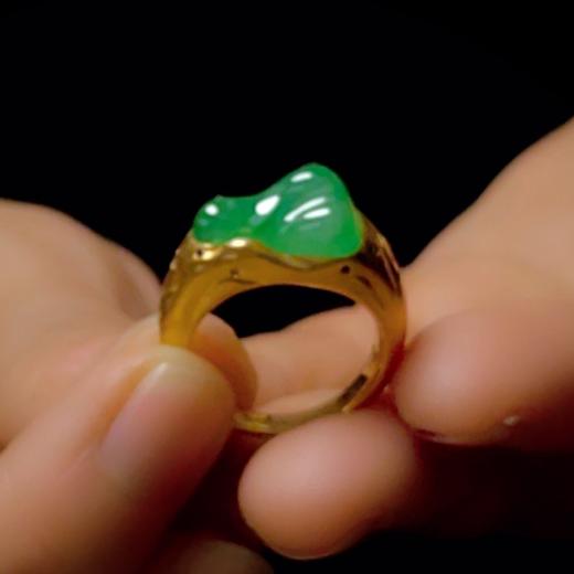 【只此青绿】翡翠青山戒18k镶嵌 商品图6