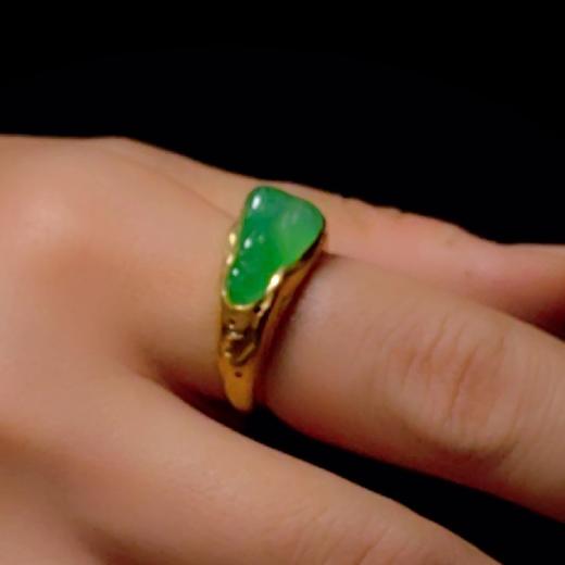 【只此青绿】翡翠青山戒18k镶嵌 商品图7