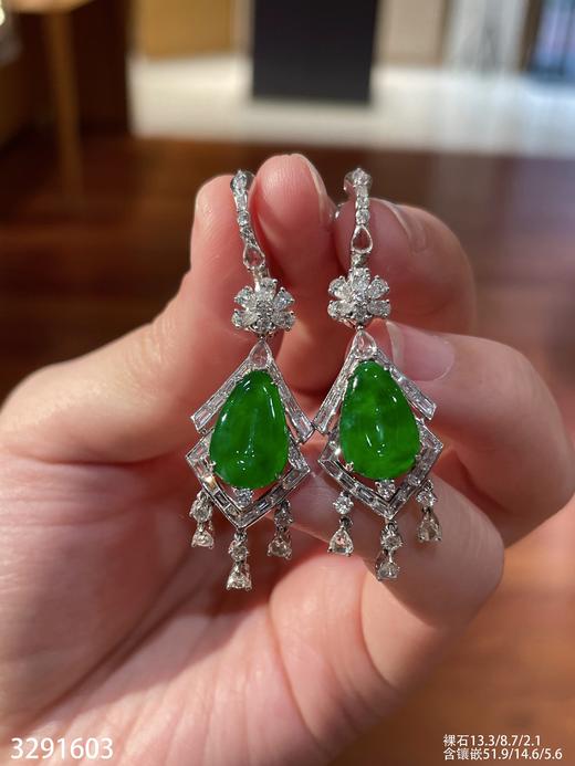 老坑冰帝王绿水滴耳坠  69999【3291603】 商品图0
