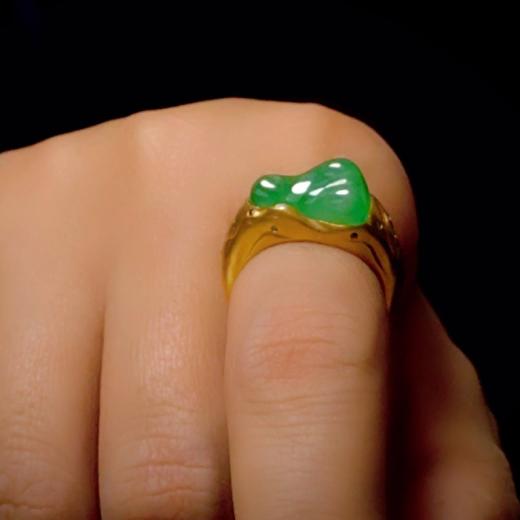 【只此青绿】翡翠青山戒18k镶嵌 商品图8