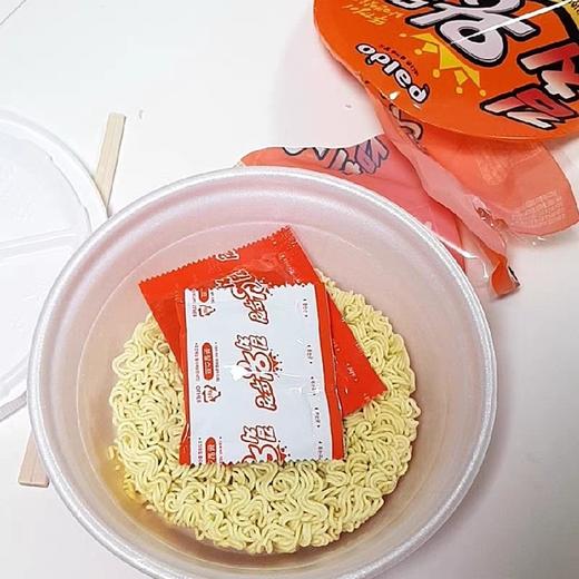 八道辣白菜碗面110g 商品图2