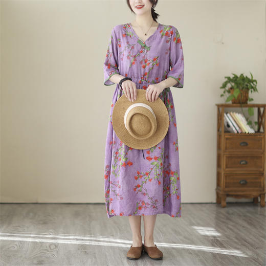 GYH 8202宽松大码棉麻V领民族风盘扣印花连衣裙 商品图1