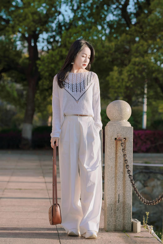 Laurel劳芮23春夏 经典带子纱镂空针织衫LWL342M08200 商品图2