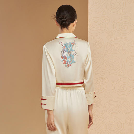 金三塔敦煌联名重磅真丝睡衣 桑蚕丝定位花长袖衣裤套家居服 时尚舒适 YSFCB202 商品图1