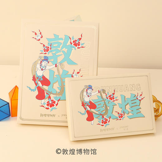 金三塔敦煌联名重磅真丝睡衣 桑蚕丝定位花长袖衣裤套家居服 时尚舒适 YSFCB202 商品图4