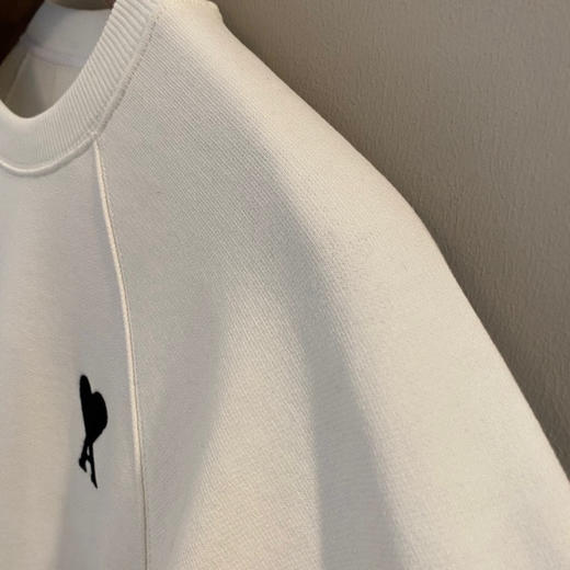 Ami de Coeur23春夏“香港限定配色”爱心刺绣插肩卫衣 商品图3