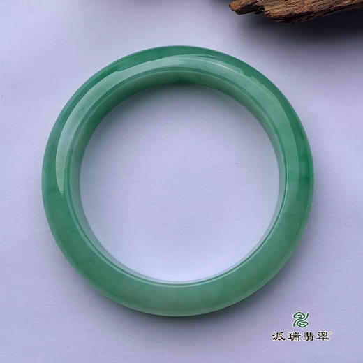 派瑞翡翠 翡翠手镯 糯种 飘花 商品图4