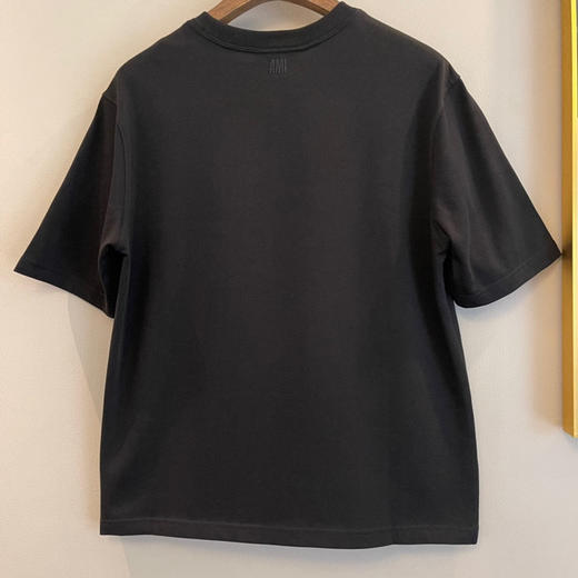 Ami 2021ssDe Coeur贴花短袖Ｔ恤-黑色配红绣花 商品图4