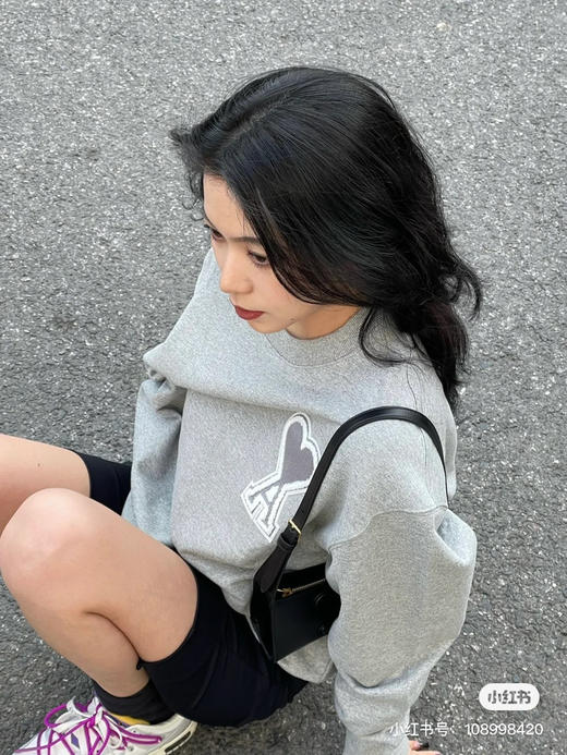 Ami 2021FW de Coeur 章仔圆领卫衣 商品图6