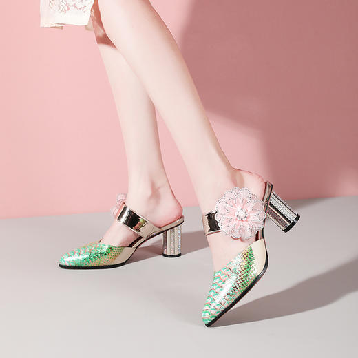 春夏新款，尖头真皮花朵粗跟凉拖YSML-A076-089 商品图1