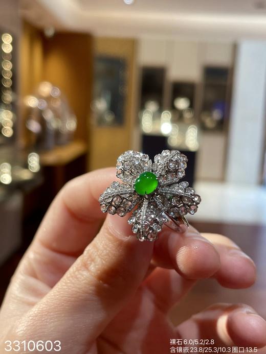 玻璃艳绿蛋面戒指32999【3310603】 商品图6